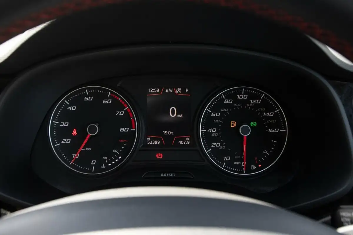 2019-seat-leon-15-tsi-evo-fr-150ps-ss-estate-dsg-big-14