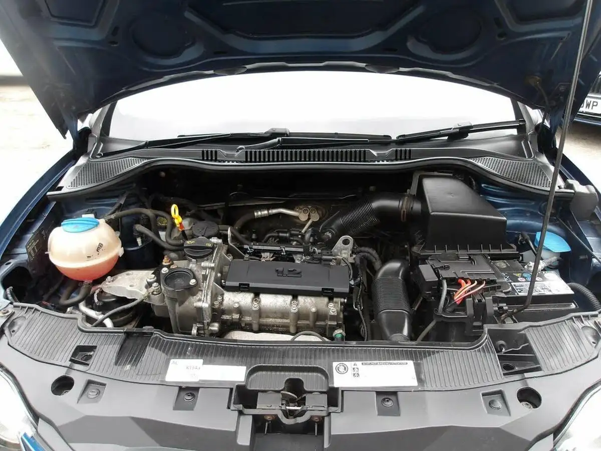 2012-seat-ibiza-12-s-12v-70-hatchback-5d-big-7