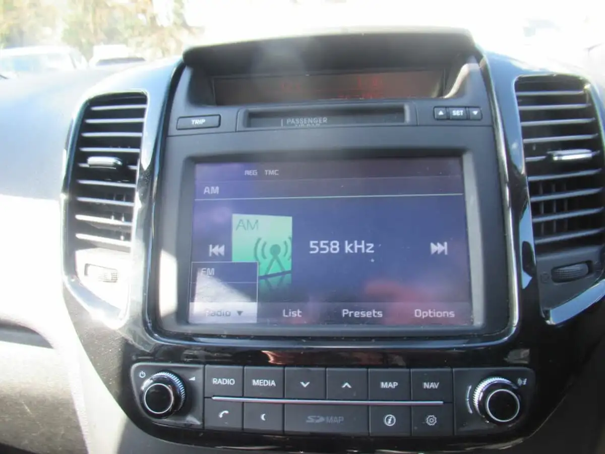 2019-kia-venga-16-4-auto-big-17