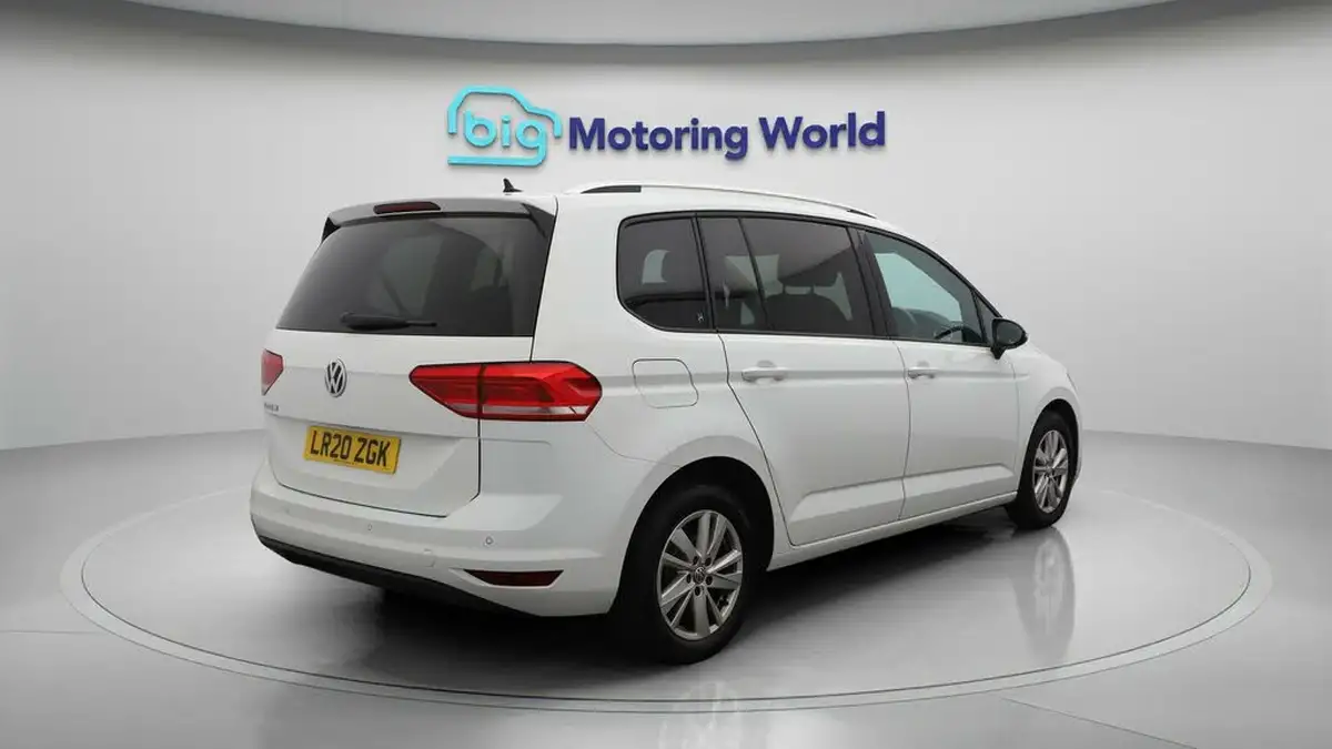 2020-volkswagen-touran-20tdi-se-family-115ps-dsg-big-7