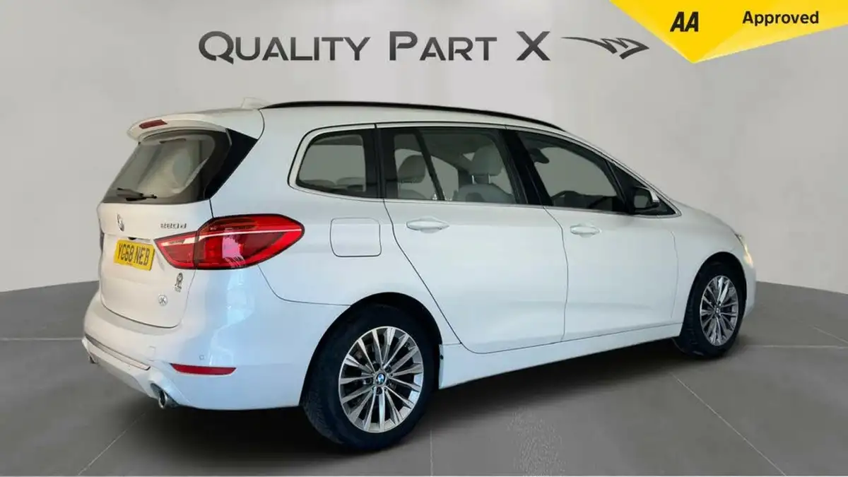 2019-bmw-2-series-20td-220d-xdrive-luxury-gran-big-2
