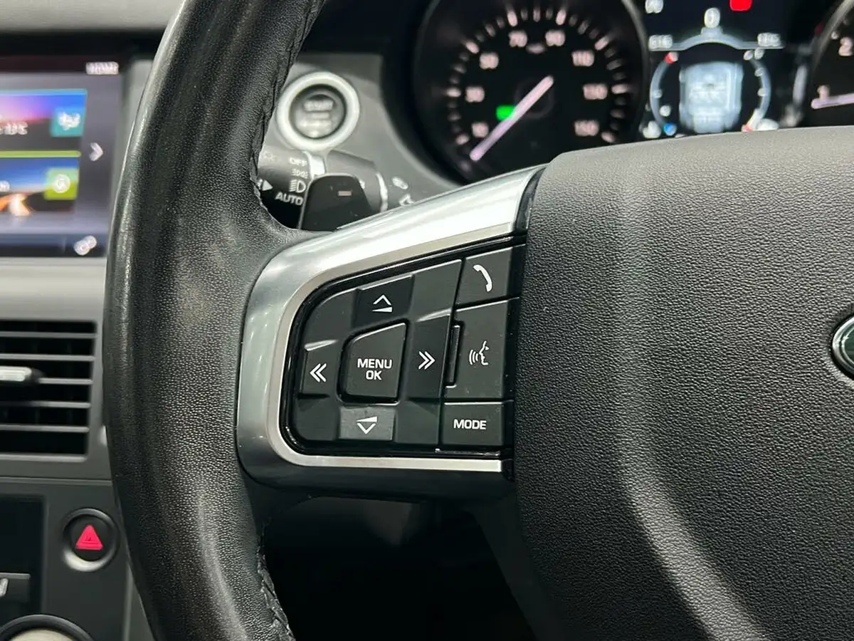 2019-land-rover-discovery-sport-20td4-landmark-big-44