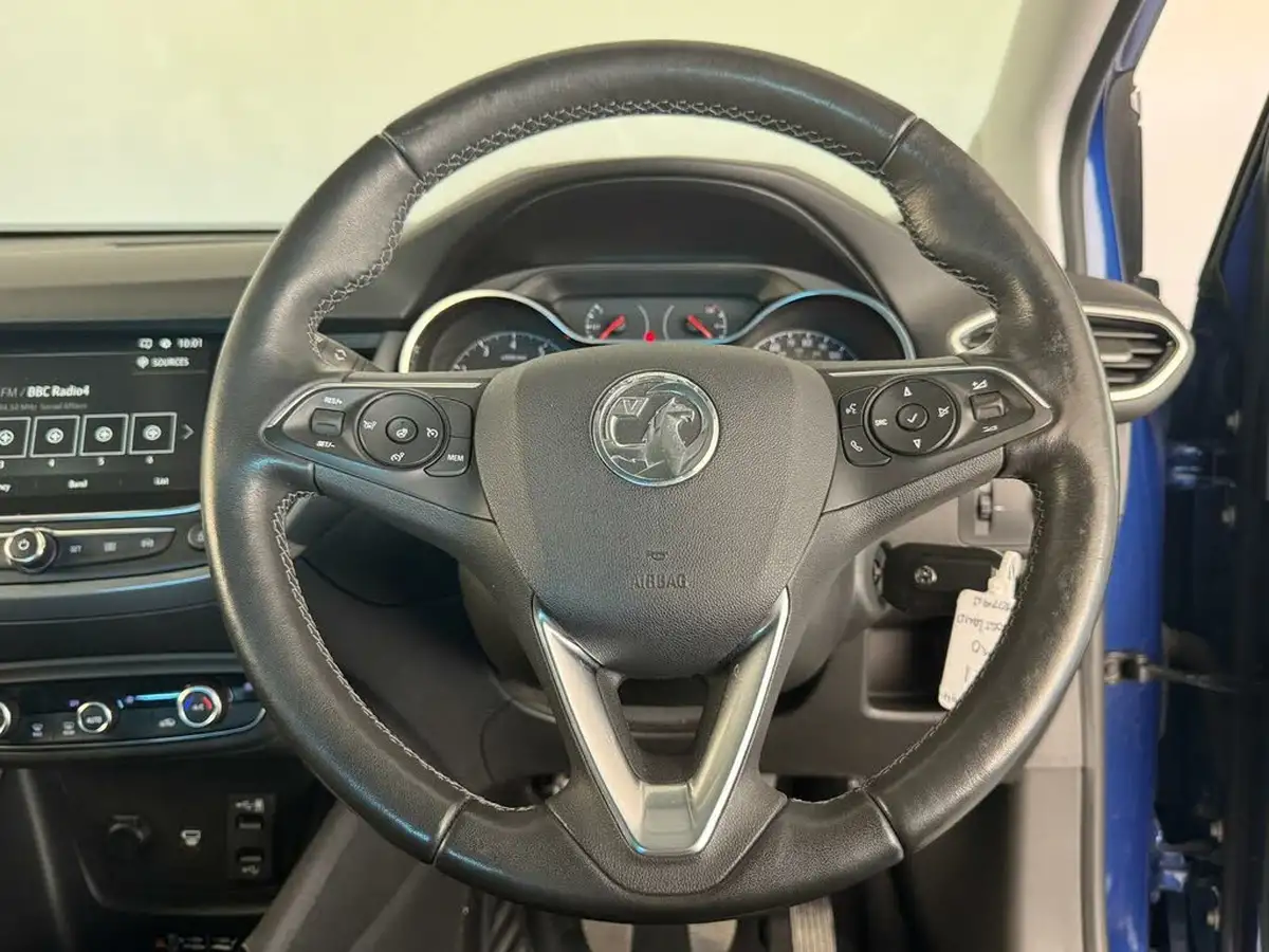 2021-vauxhall-crossland-12-elite-nav-130ps-big-30