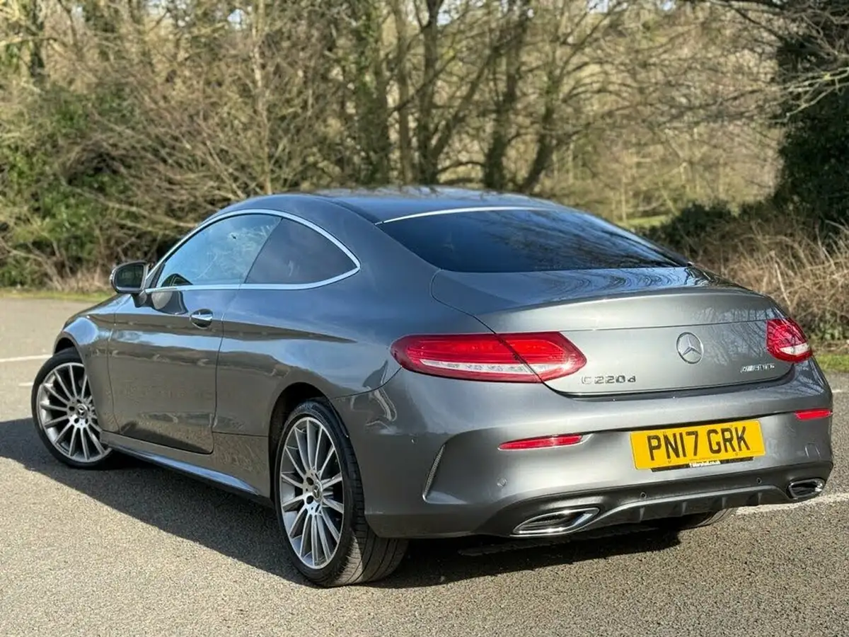 2017-mercedes-benz-c-class-21d-c220d-amg-line-premiumss-coupe-2d-9g-tronic-plus-big-7