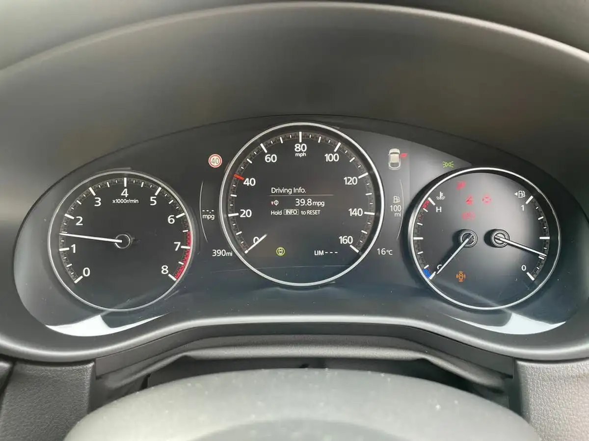 2025-mazda-cx-30-25-e-skyactiv-g-exclusive-line-big-13