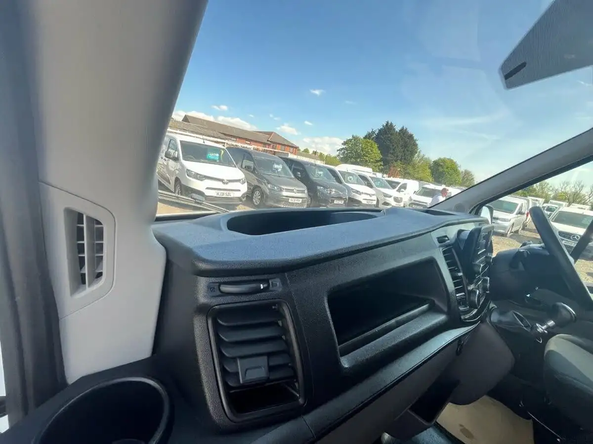 2022-ford-transit-big-47