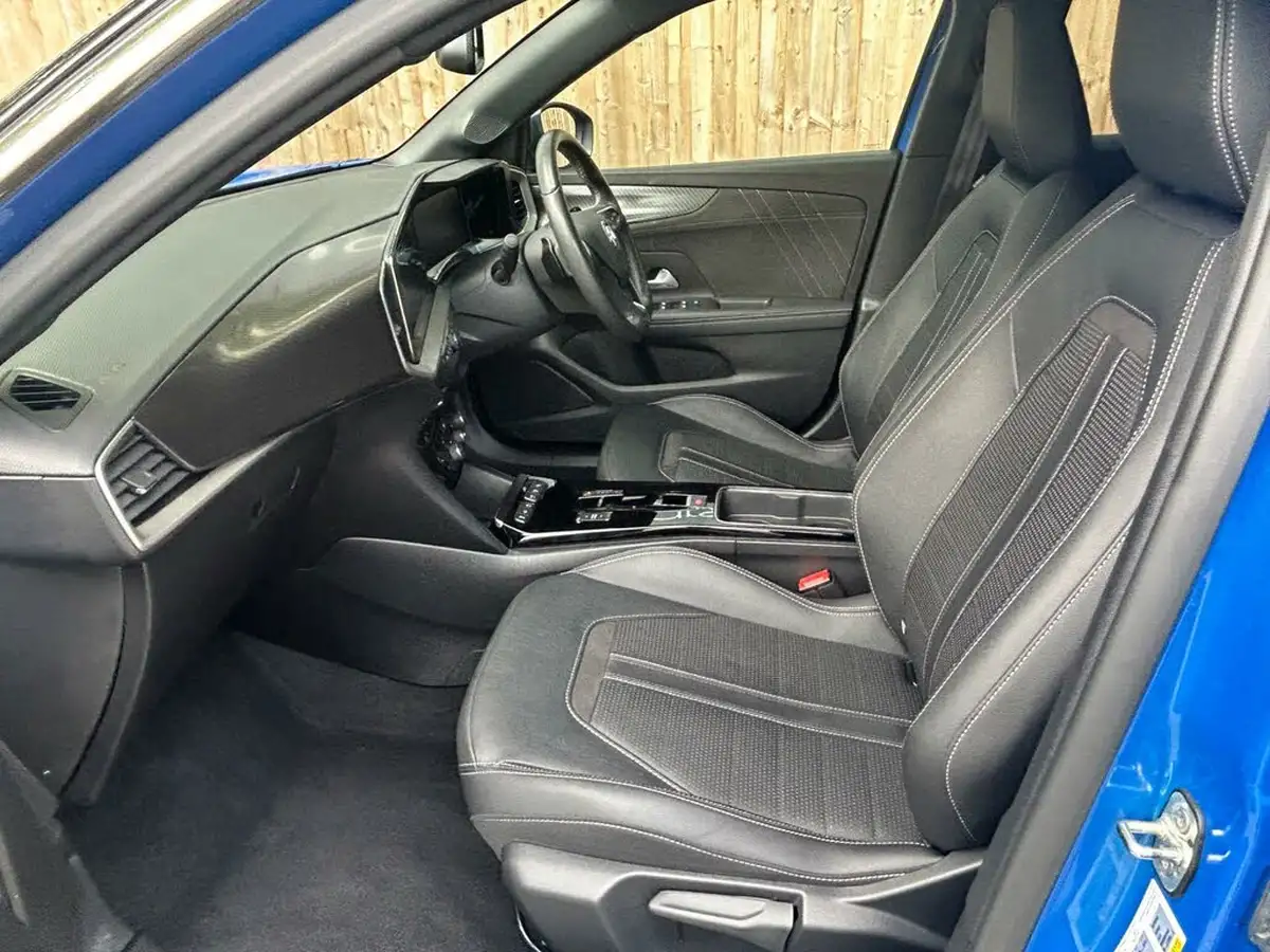 2022-vauxhall-mokka-12-ultimate-130ps-auto-big-3