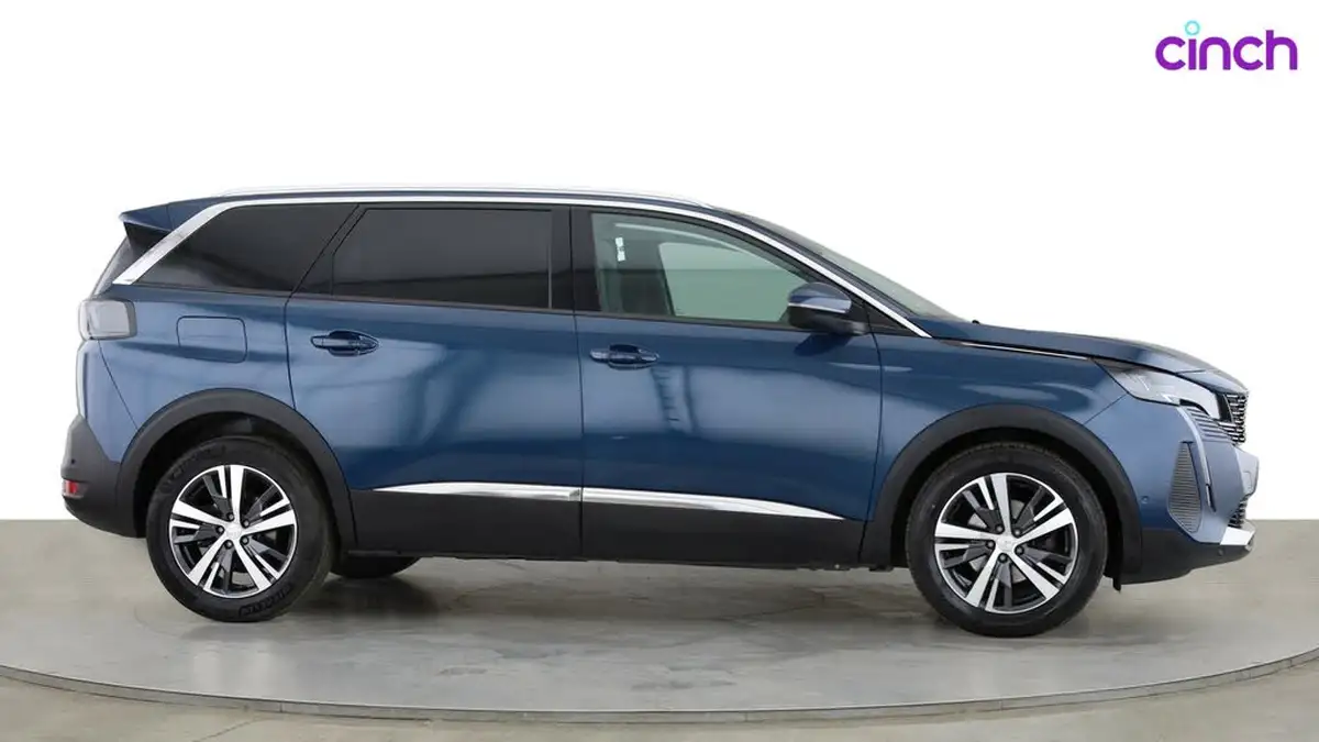 2021-peugeot-5008-suv-12-puretech-allure-premium-eat8-big-7
