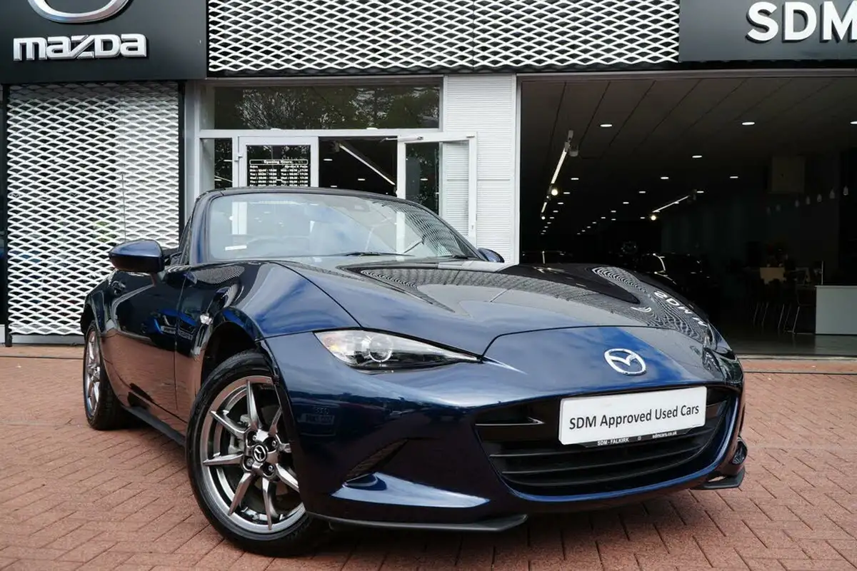 2024-mazda-mx-5-15-exclusive-line-roadster-big-9
