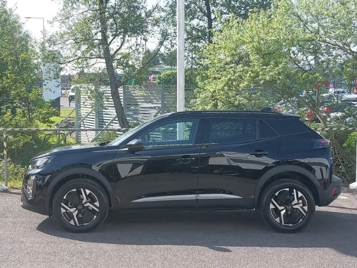 2025-peugeot-2008-suv-12-puretech-allure-130ps-big-3