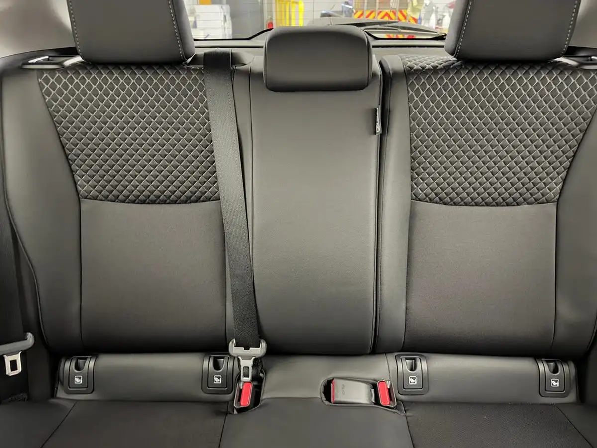 2023-mazda-mazda2-15-select-big-13