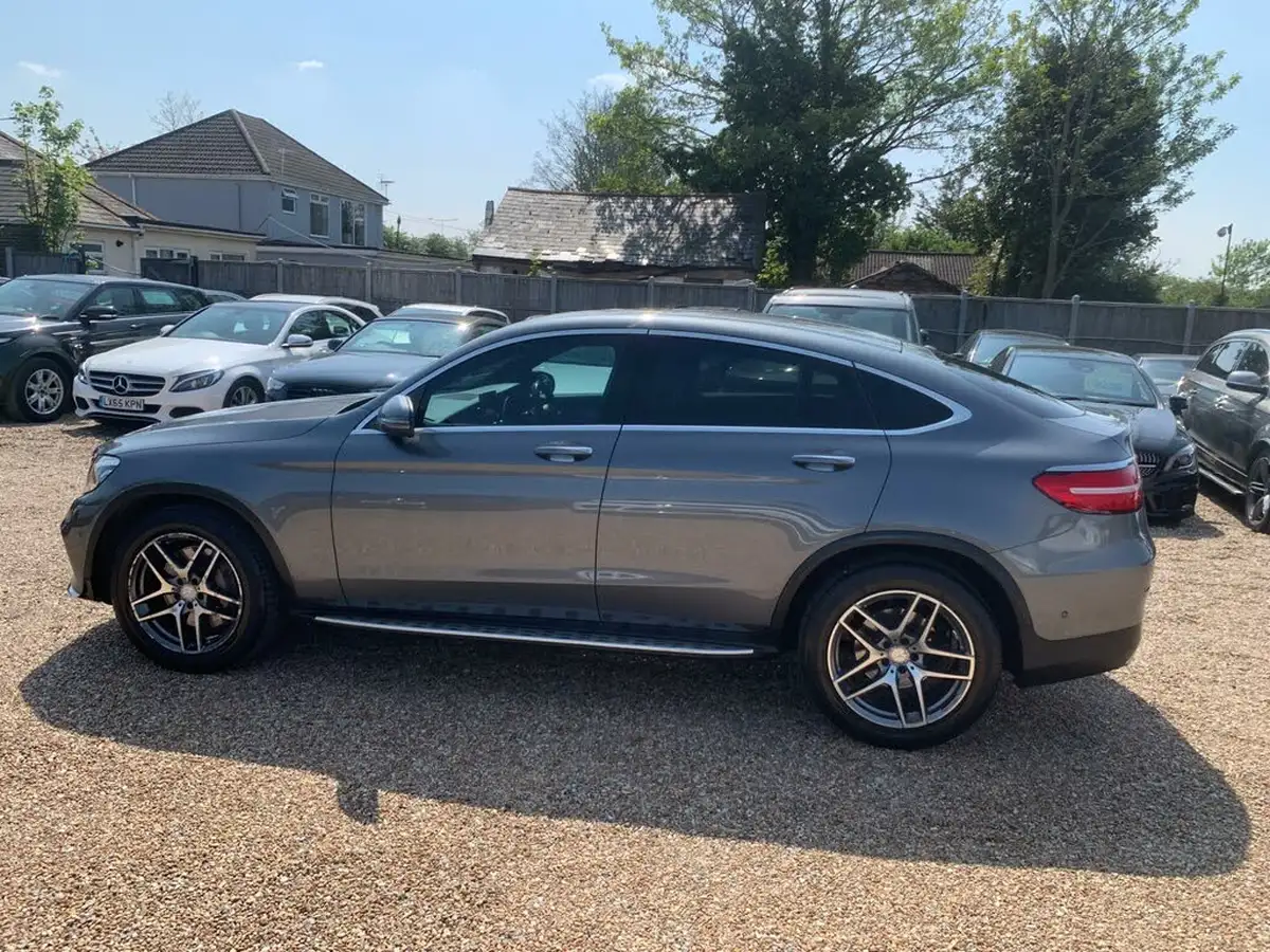2017-mercedes-benz-glc-class-21d-glc250d-amg-line-premiumss-coupe-4d-big-3