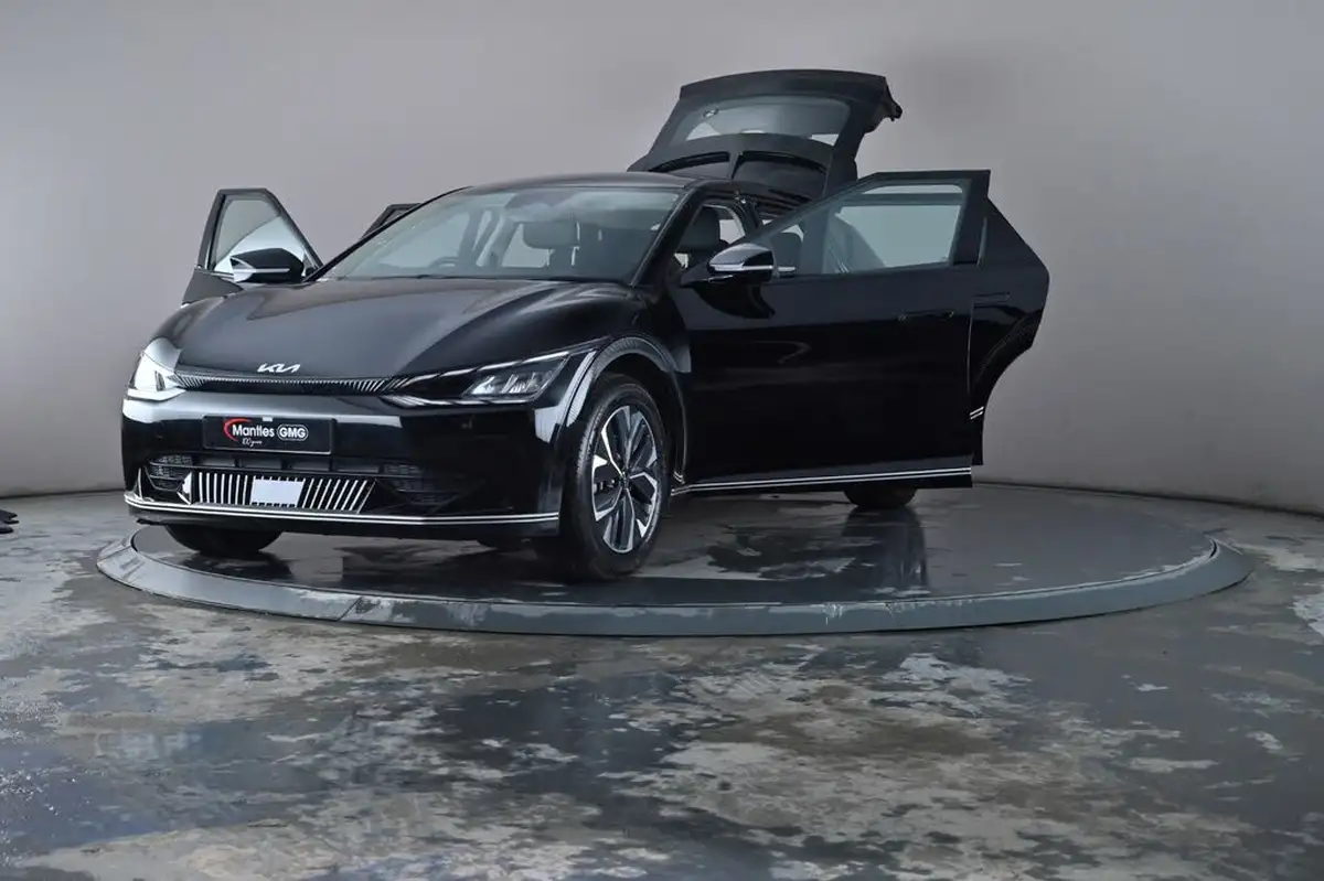 2023-kia-ev6-e-air-big-34