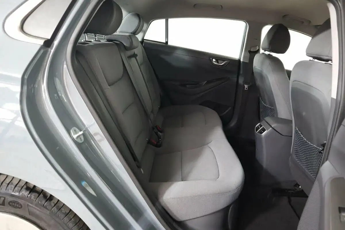 2021-hyundai-ioniq-16-gdi-premium-hybrid-big-11