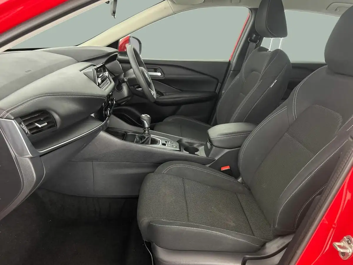 2021-nissan-qashqai-13-dig-t-visia-big-12
