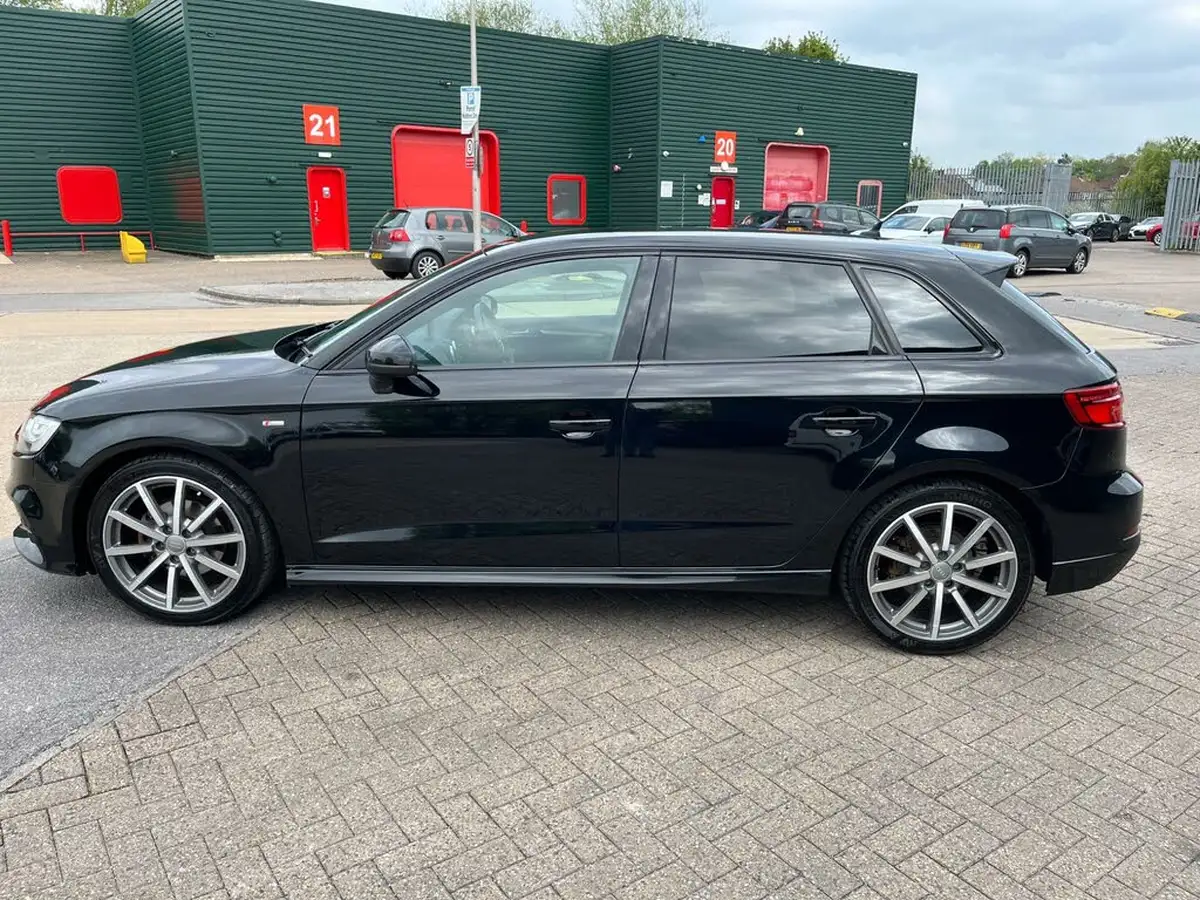 2019-audi-a3-15-35-tfsi-black-edition-cod-ss-sportback-5d-big-7
