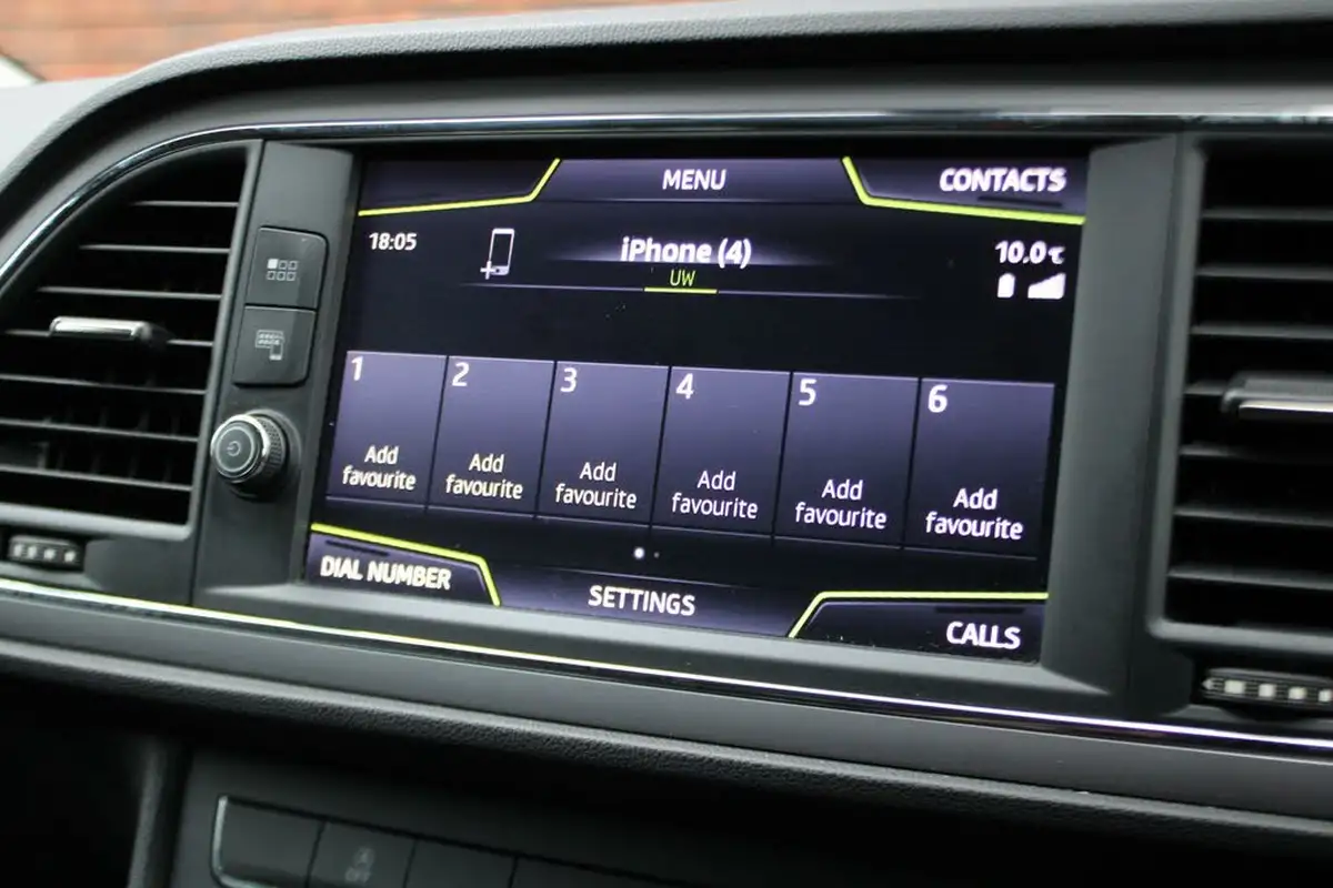 2018-seat-leon-12-tsi-se-dynamic-technology-hatchback-big-21