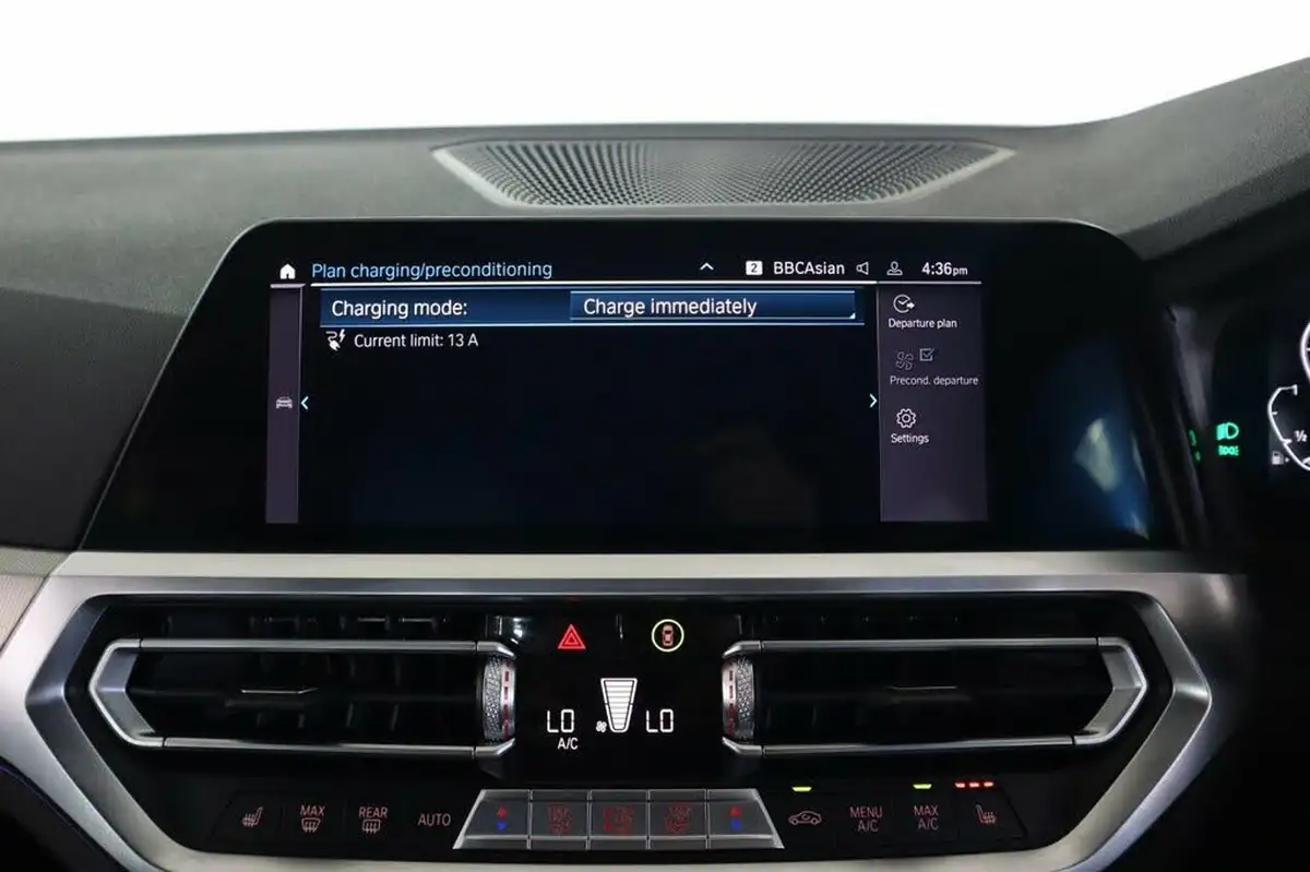 2021-bmw-3-series-20-330e-m-sport-tech-packpro-pack-saloon-4d-big-40