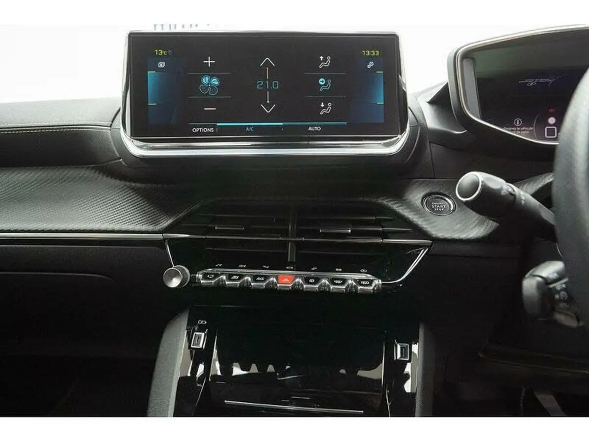2021-peugeot-208-e-gt-50kwh-big-33