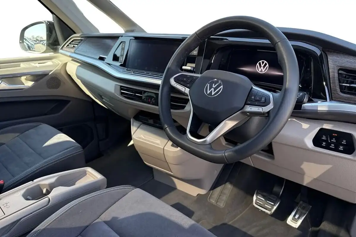 2024-volkswagen-multivan-14-tsi-style-standard-big-13