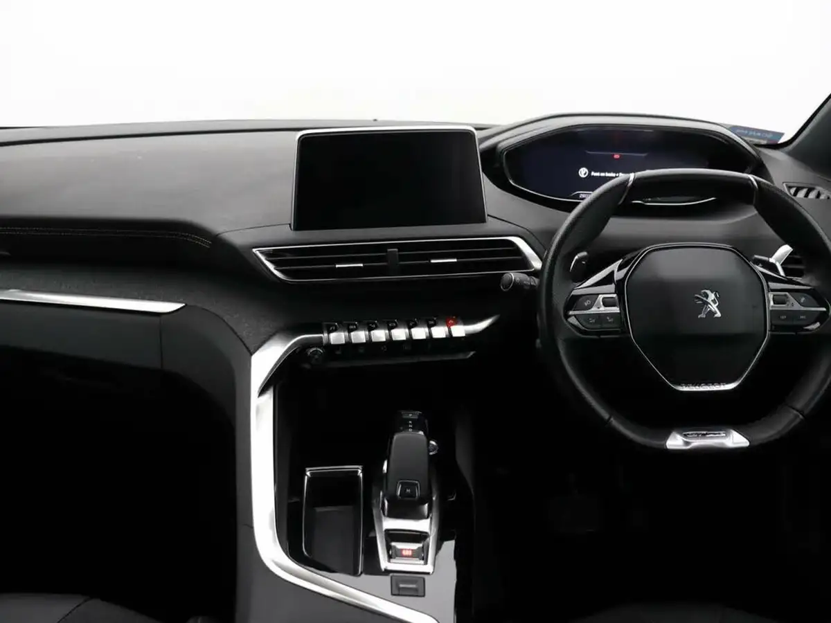 2020-peugeot-3008-suv-16-puretech-gt-line-premium-big-12