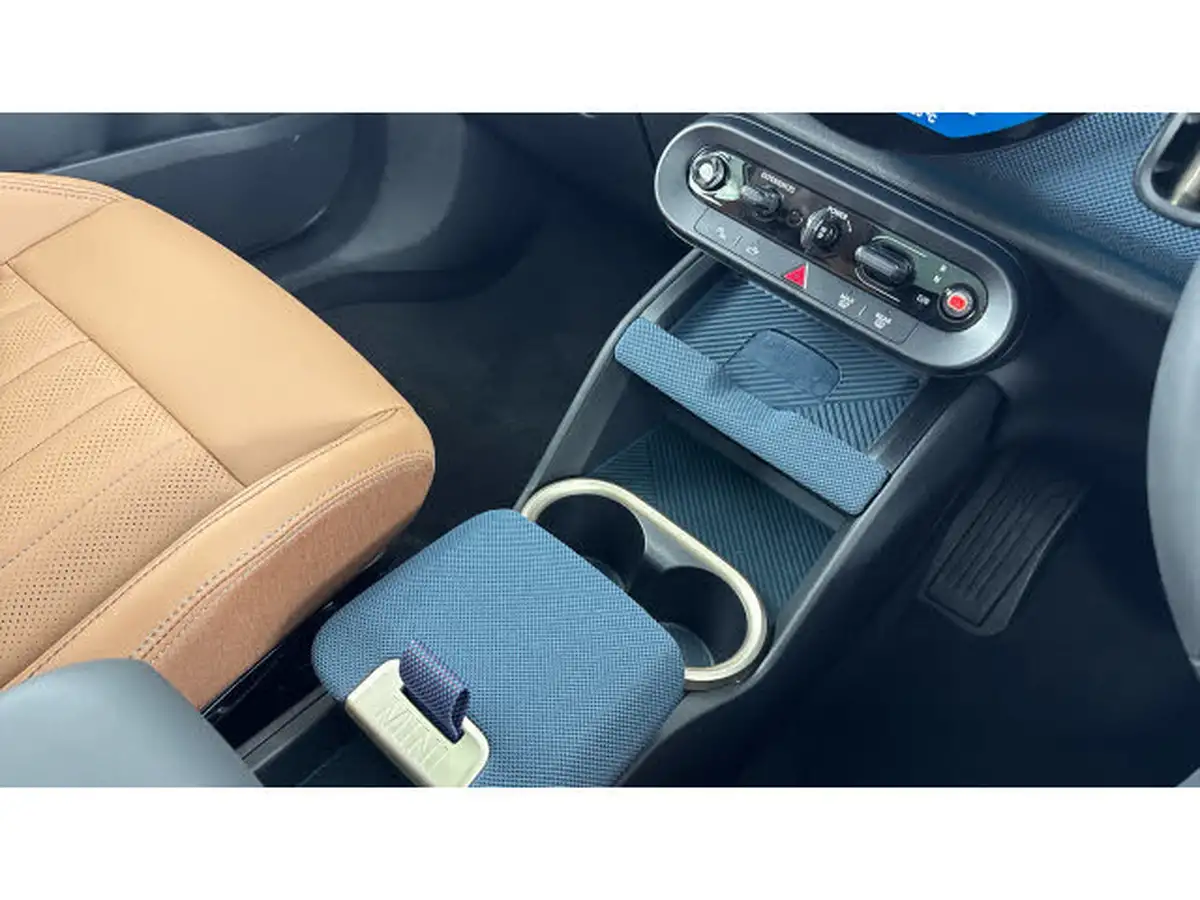 2024-mini-countryman-e-cooper-e-exclusive-big-9