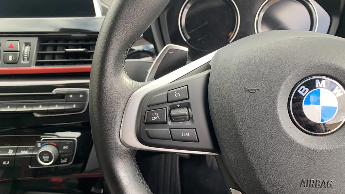 2018-bmw-x1-20td-xdrive20d-sport-big-22