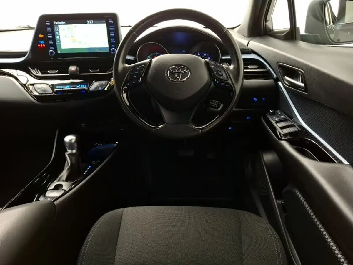 2021-toyota-c-hr-18-vvt-i-design-big-6