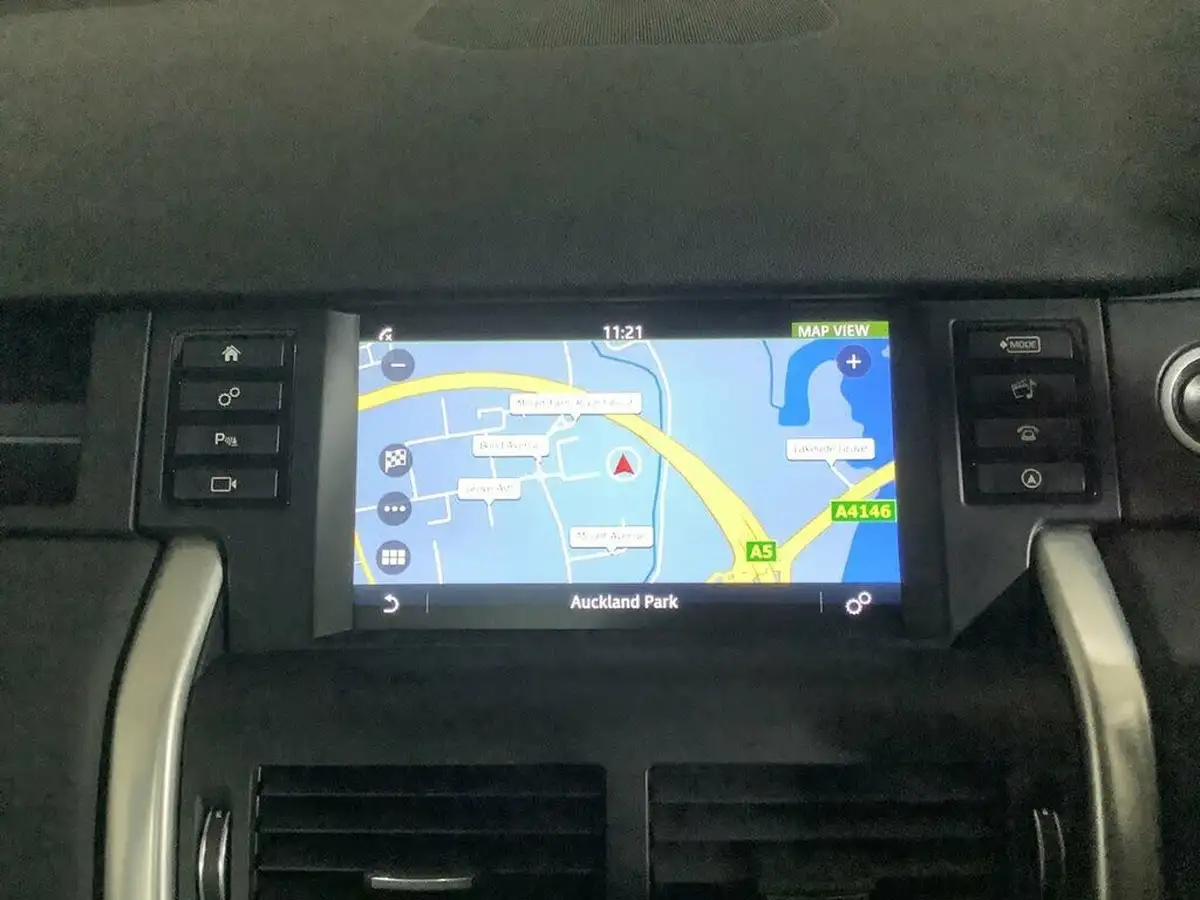 2018-land-rover-discovery-sport-20sd4-hse-big-22