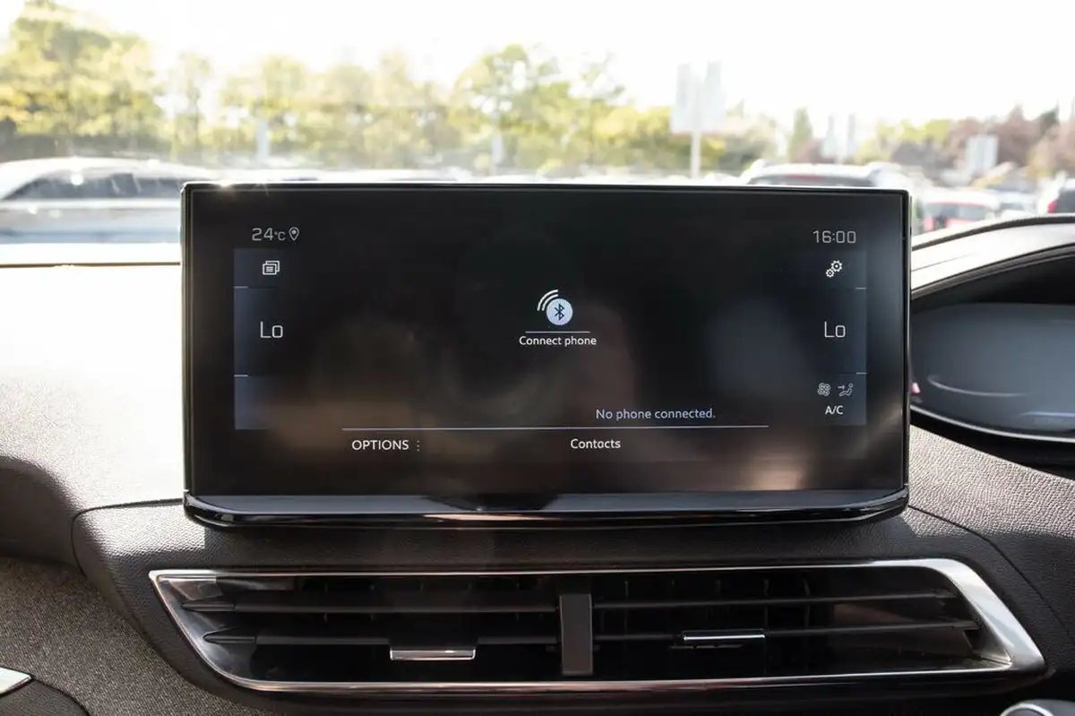 2022-peugeot-3008-suv-15-bluehdi-allure-premium-big-23