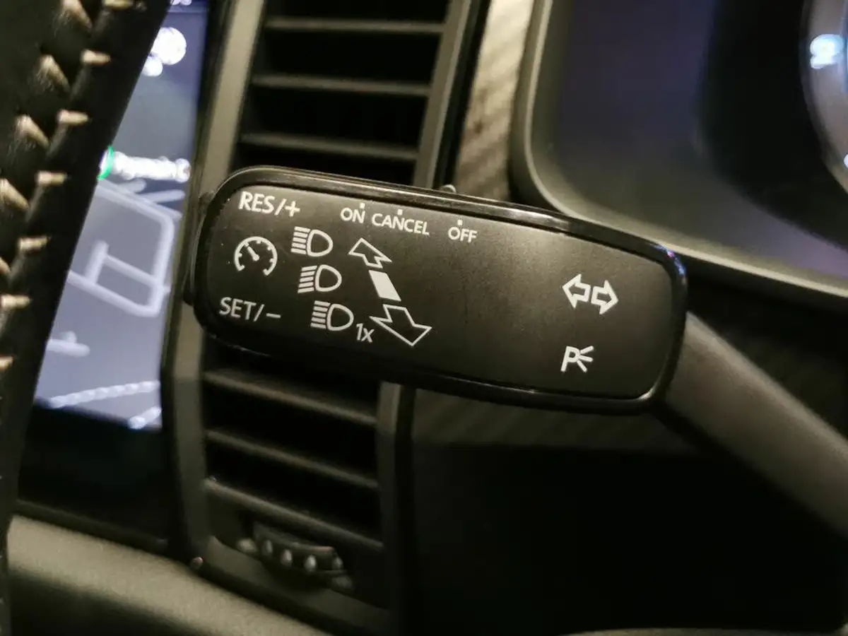 2021-skoda-kodiaq-15-tsi-sportline-big-19