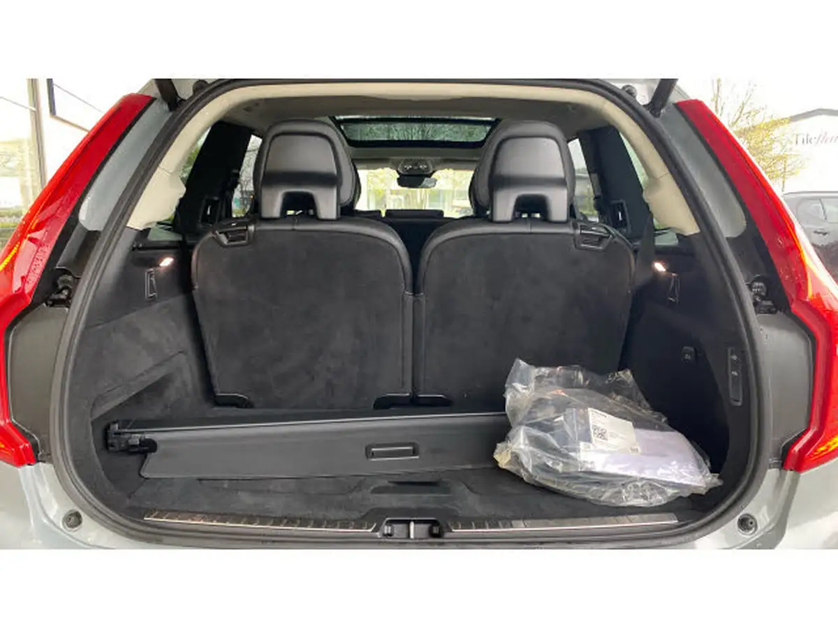 2024-volvo-xc90-20-t8-ultimate-dark-big-43