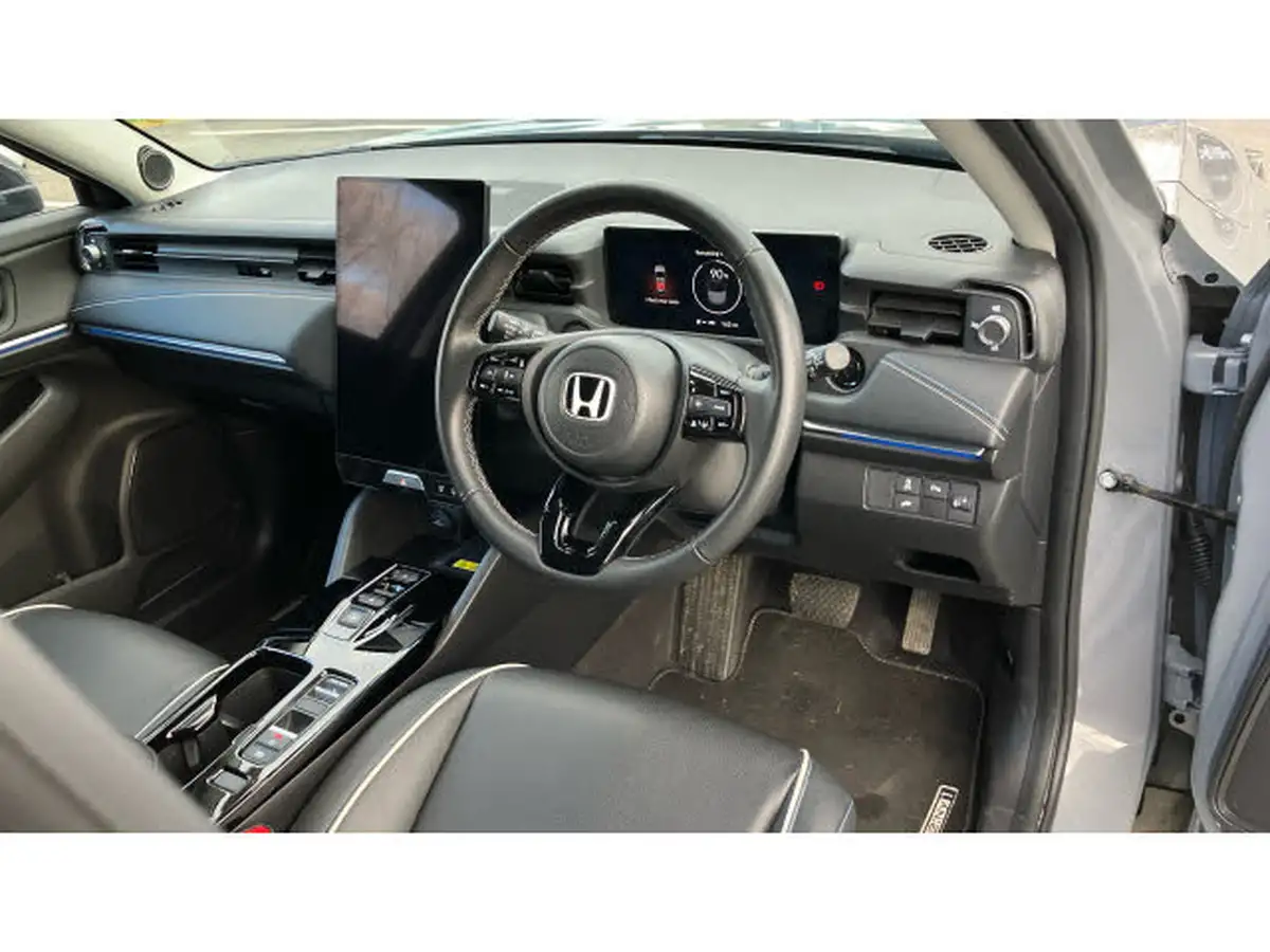 2023-honda-eny1-e-elegance-big-1