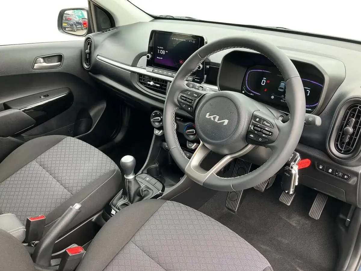 2025-kia-picanto-10-2-big-7