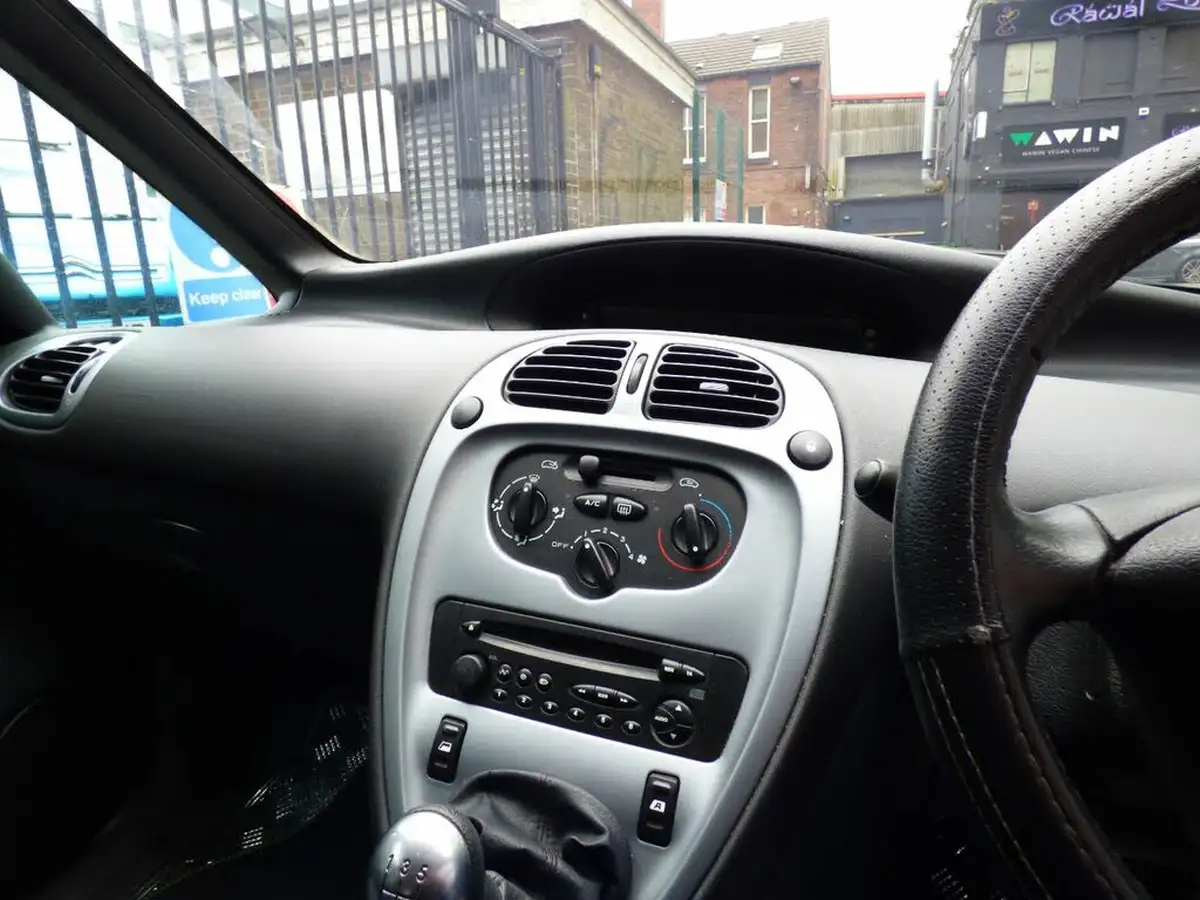 2008-citroen-xsara-picasso-16-desire-big-12