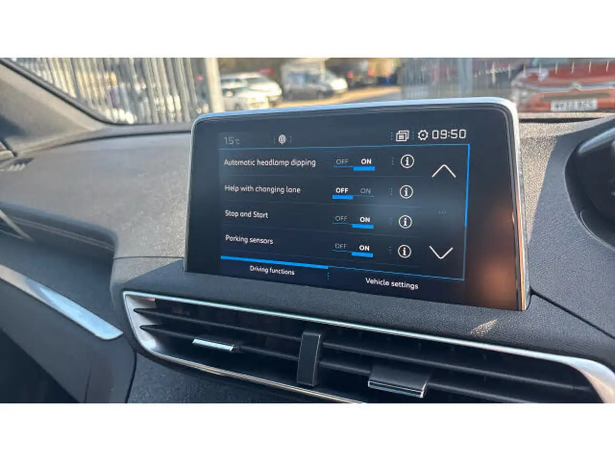 2020-peugeot-3008-suv-12-puretech-gt-line-eat8-big-28