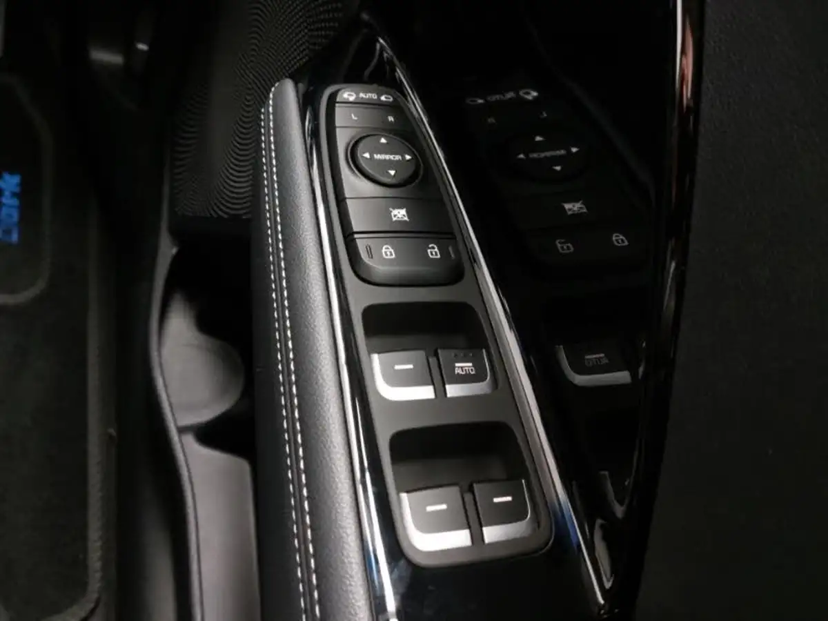 2020-kia-niro-16-gdi-2-big-17