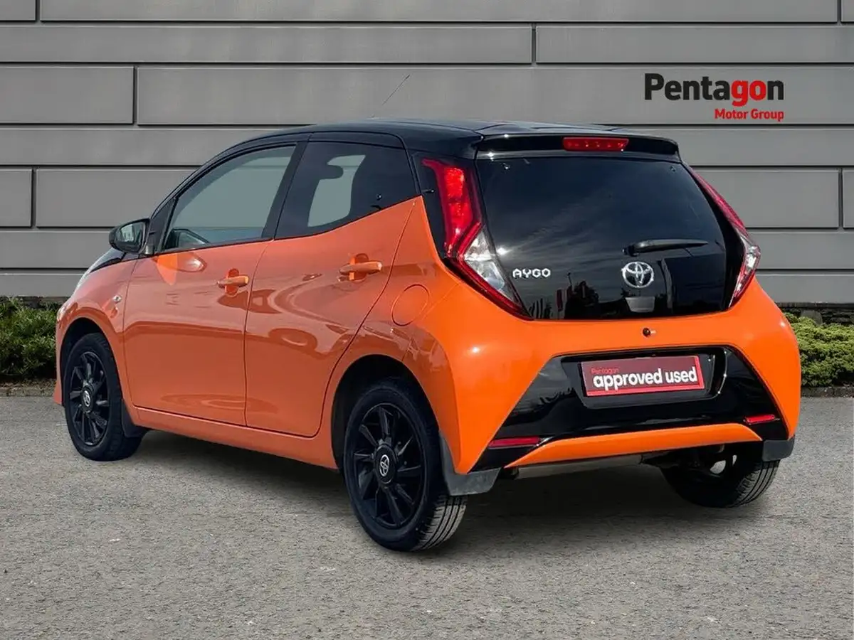 2019-toyota-aygo-10-vvt-i-x-cite-big-1