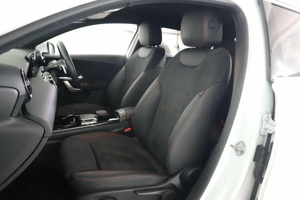 2020-mercedes-benz-a-class-13-a250e-amg-line-saloon-4d-big-46