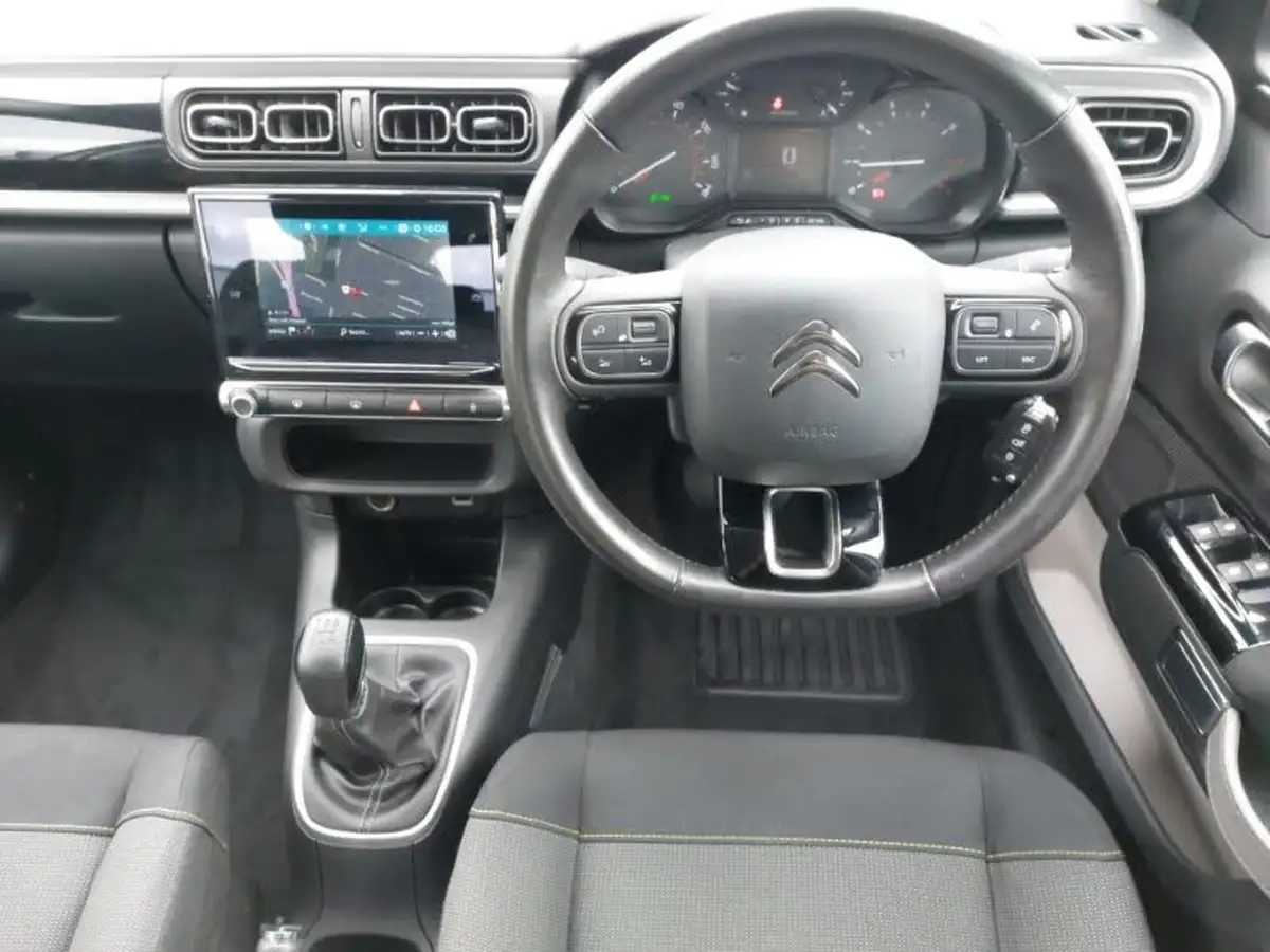 2021-citroen-c3-12-puretech-shine-83ps-big-6