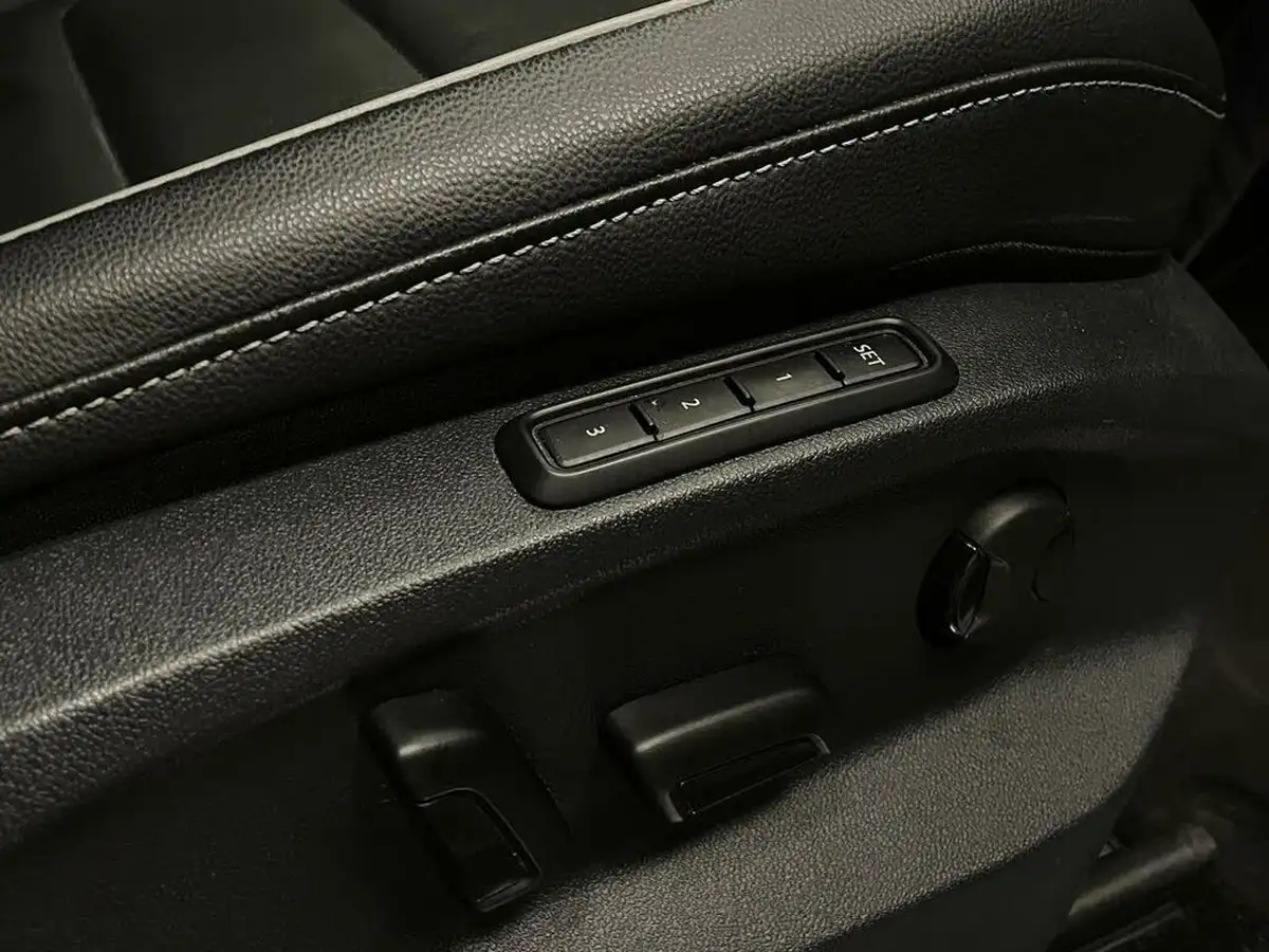 2021-volkswagen-tiguan-big-11