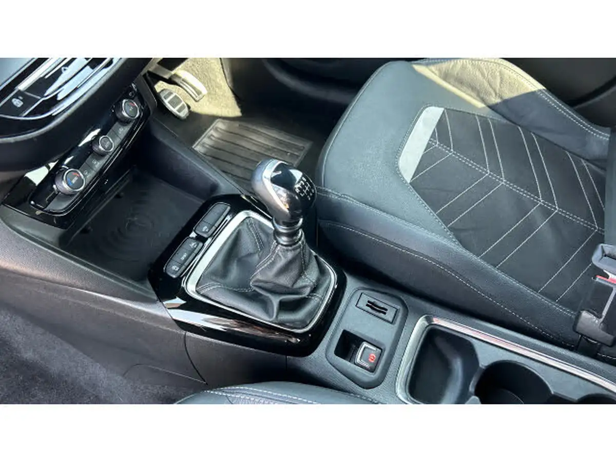 2024-vauxhall-corsa-12-turbo-ultimate-100ps-big-12
