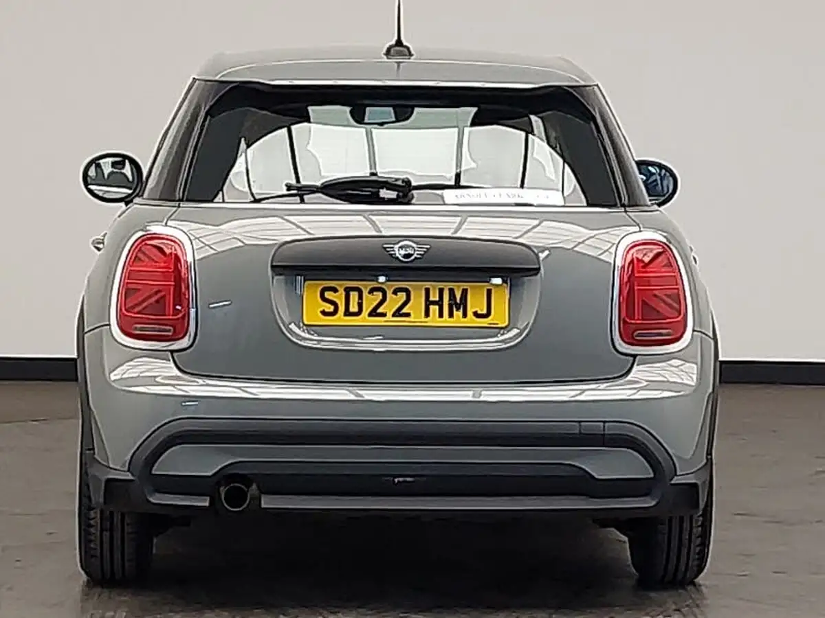 2022-mini-cooper-15-one-classic-5d-big-14