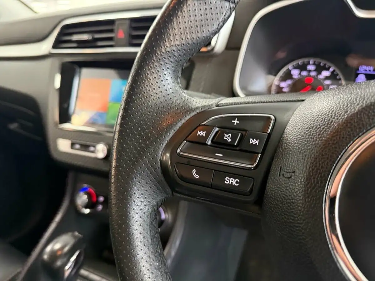2018-mg-zs-suv-10t-gdi-exclusive-big-29
