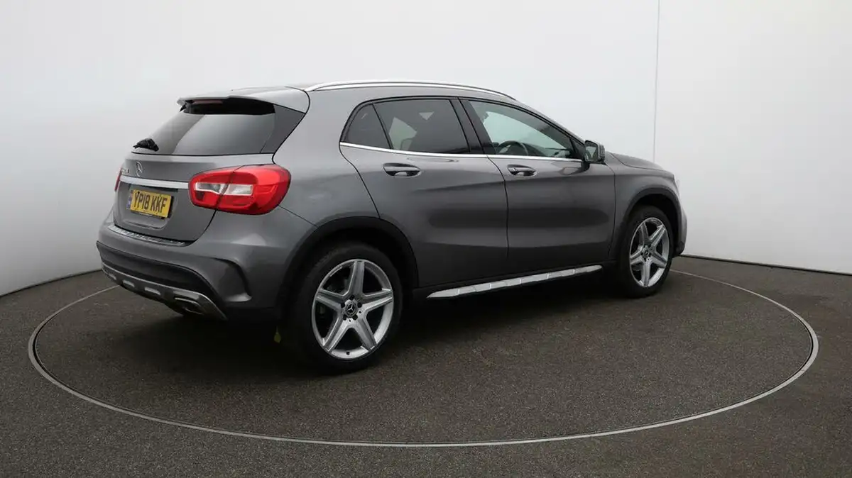 2018-mercedes-benz-gla-class-16-gla-200-amg-line-154bhp-big-43