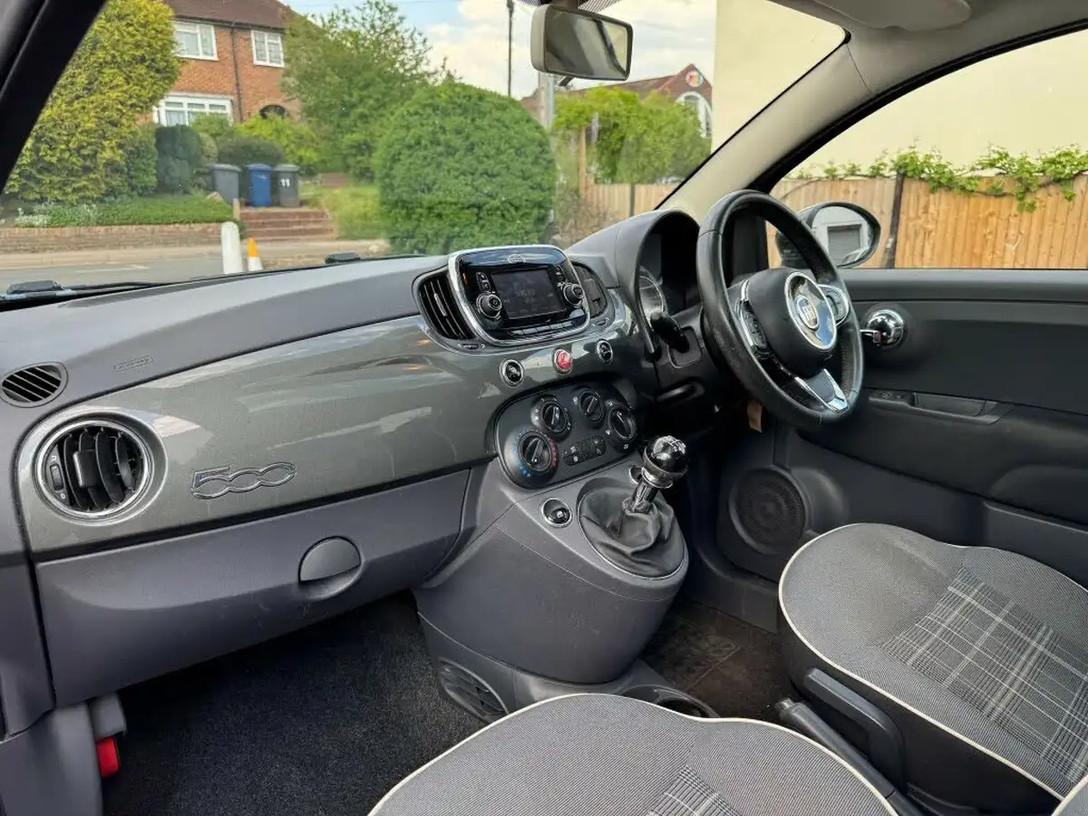 2016-fiat-500-12-lounge-big-17