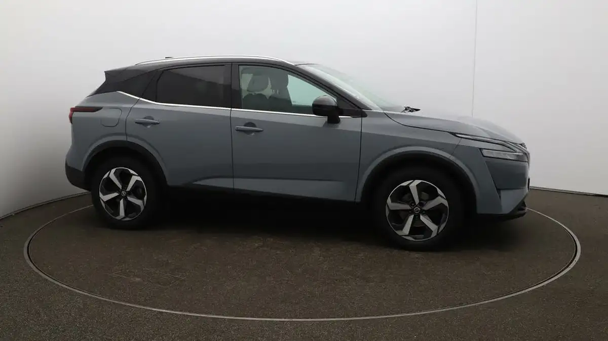 2021-nissan-qashqai-13-dig-t-premiere-edition-140ps-big-39