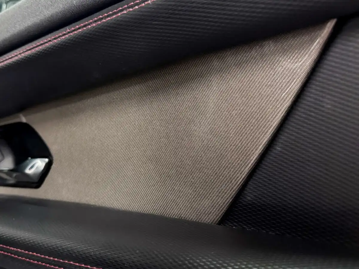 2021-land-rover-discovery-sport-15-p300e-r-dynamic-se-big-22