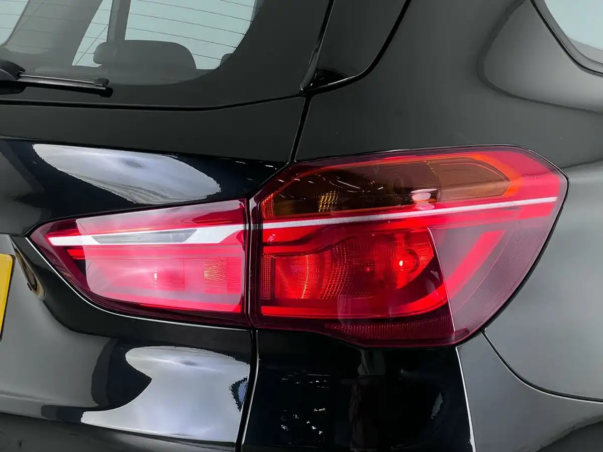 2018-bmw-x1-15-sdrive-18i-se-134bhp-big-7