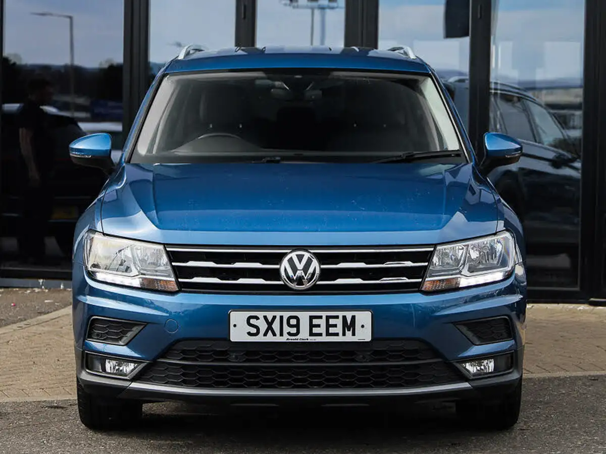 2019-volkswagen-tiguan-allspace-20tdi-se-nav-150ps-scr-4motion-dsg-big-12